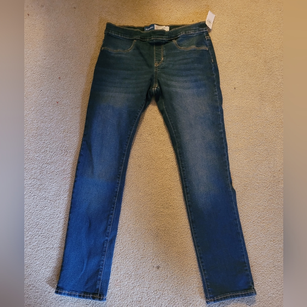 New girls 12-14 old navy jeans